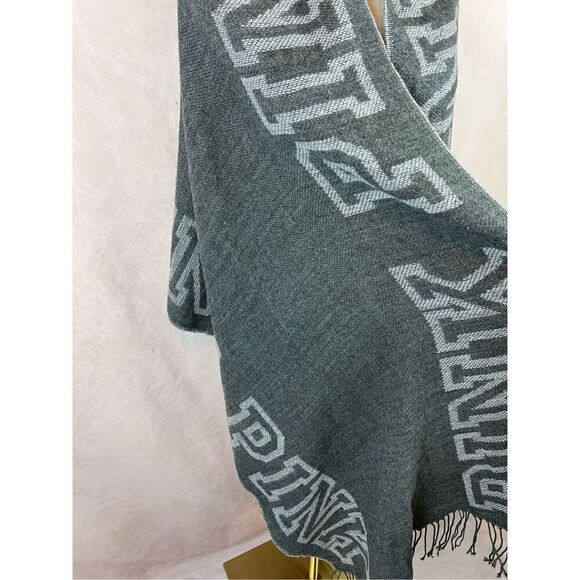 PINK Victoria's Secret Gray Reversible Knit Long Scarf Large PINK Lettering Logo - Picture 2 of 6